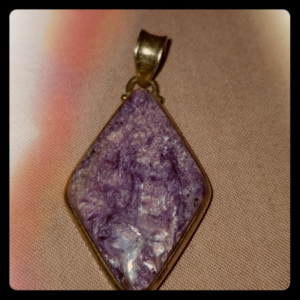 Sugelite  pendant
